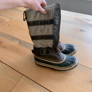 Sorel - Queen of the Tundra Zip-up Snow Boots - Size 8